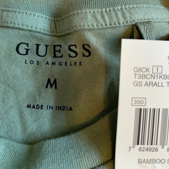 🐱 5 for $10 .  Guess Green Short Sleeve Crew Neck Tee Shirt NWT - Picture 4 of 5